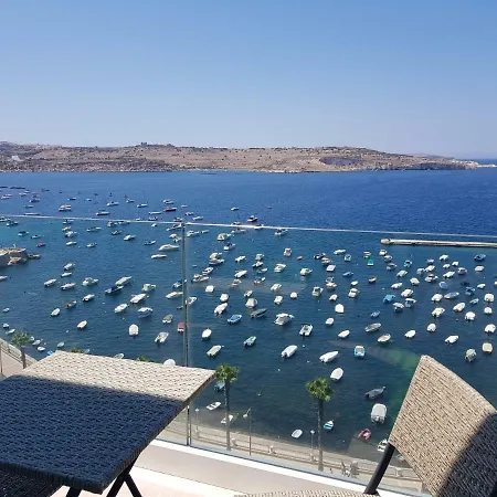 36 Triq Luigi Preziosi Διαμέρισμα *