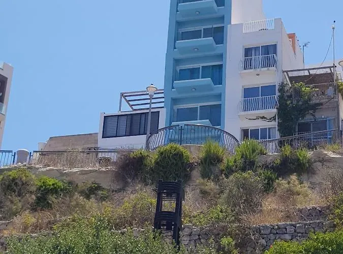 36 Triq Luigi Preziosi Σεντ Πόλς Μπέι