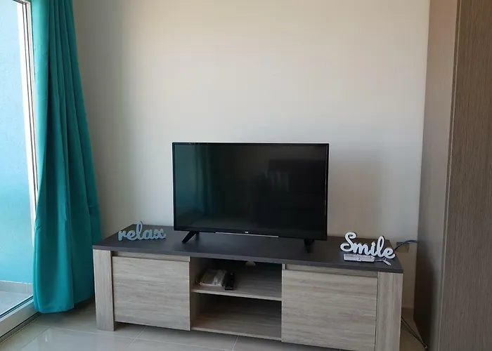 36 Triq Luigi Preziosi Διαμέρισμα